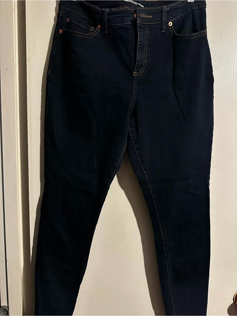 Women's Slim Stretch Skinny Jeans in Black